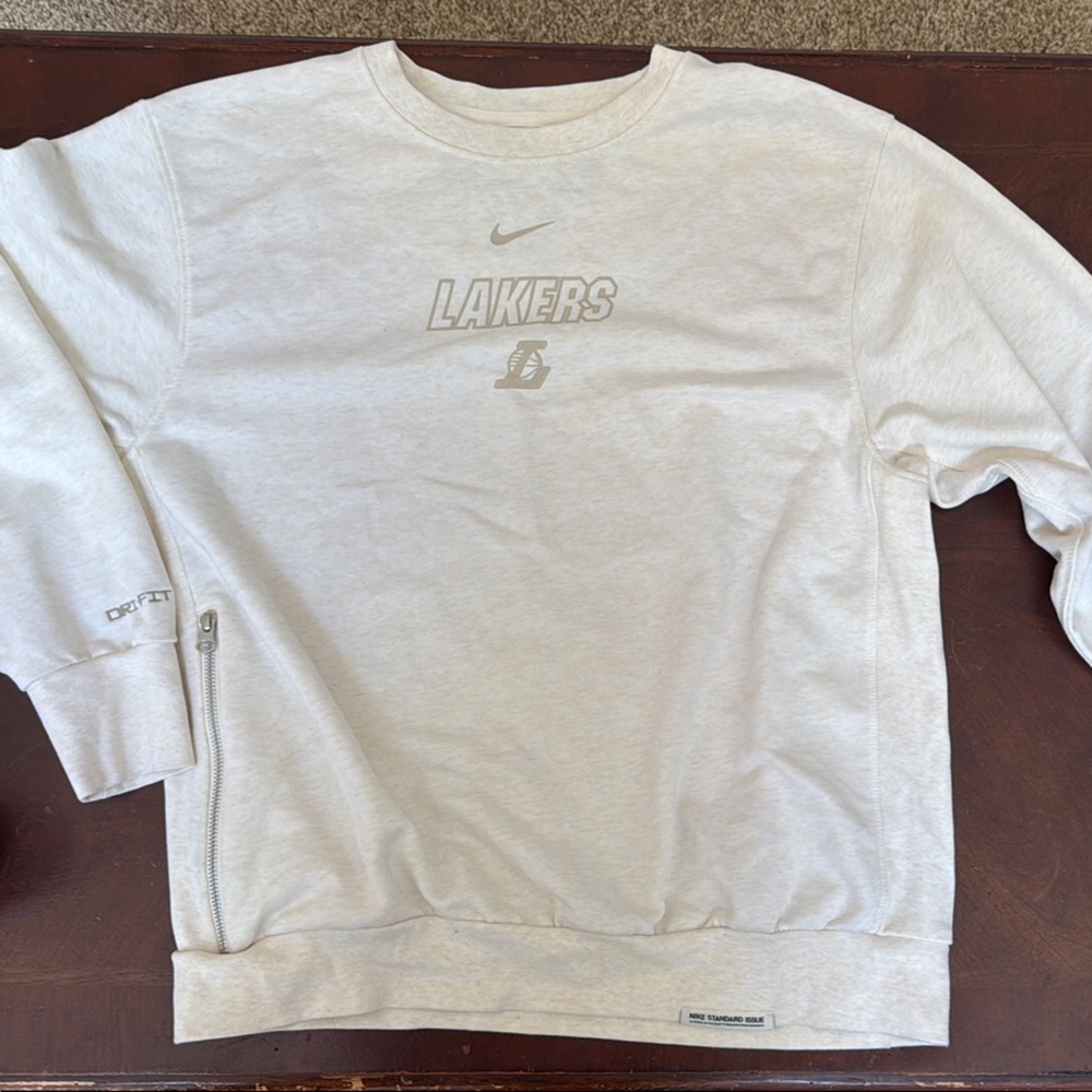 Nike Cream Lakers Sweatshirt